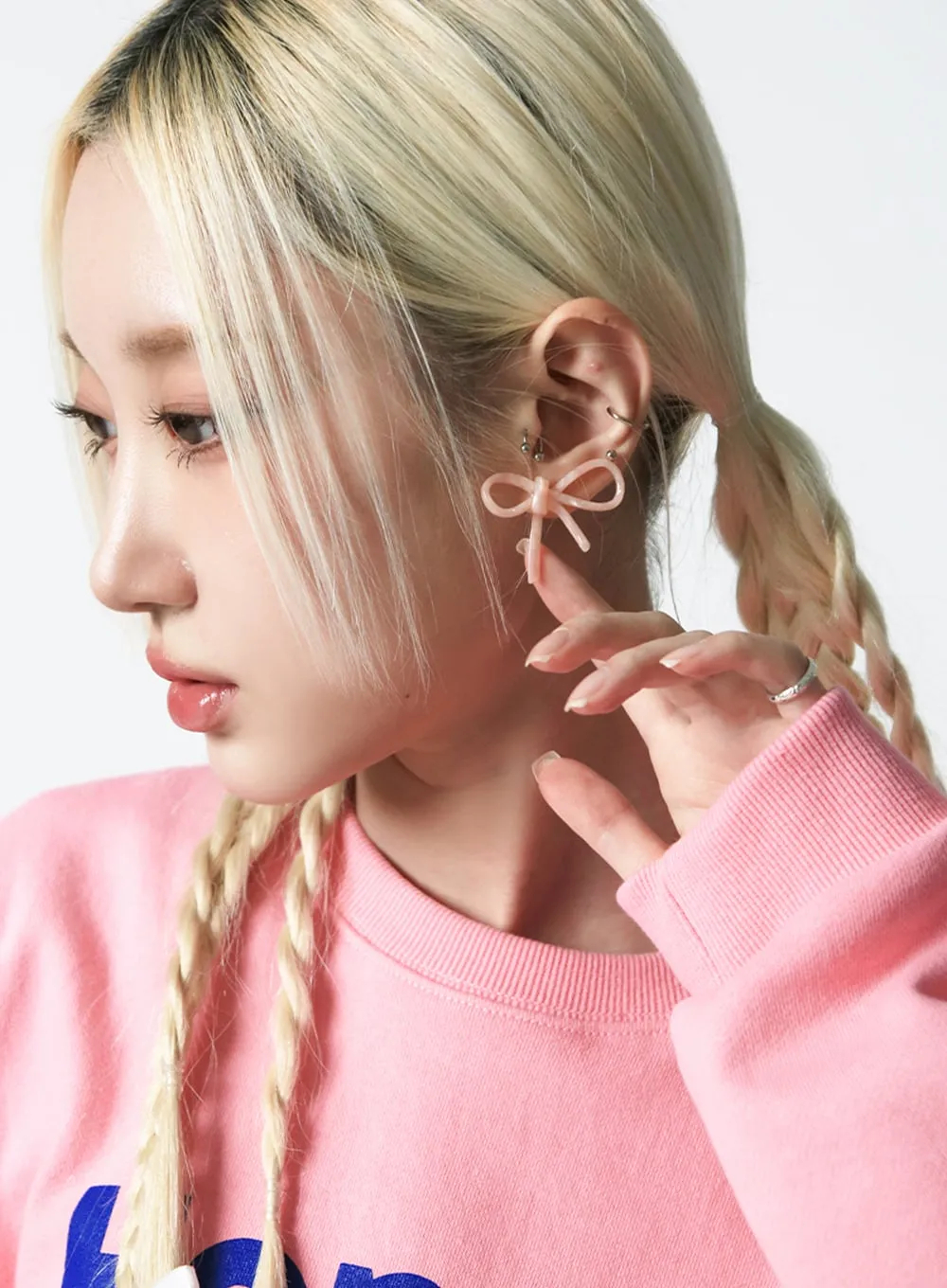 Acrylic Ribbon Stud Earrings IJ419 sold by Lewkin product image thumbnail 2