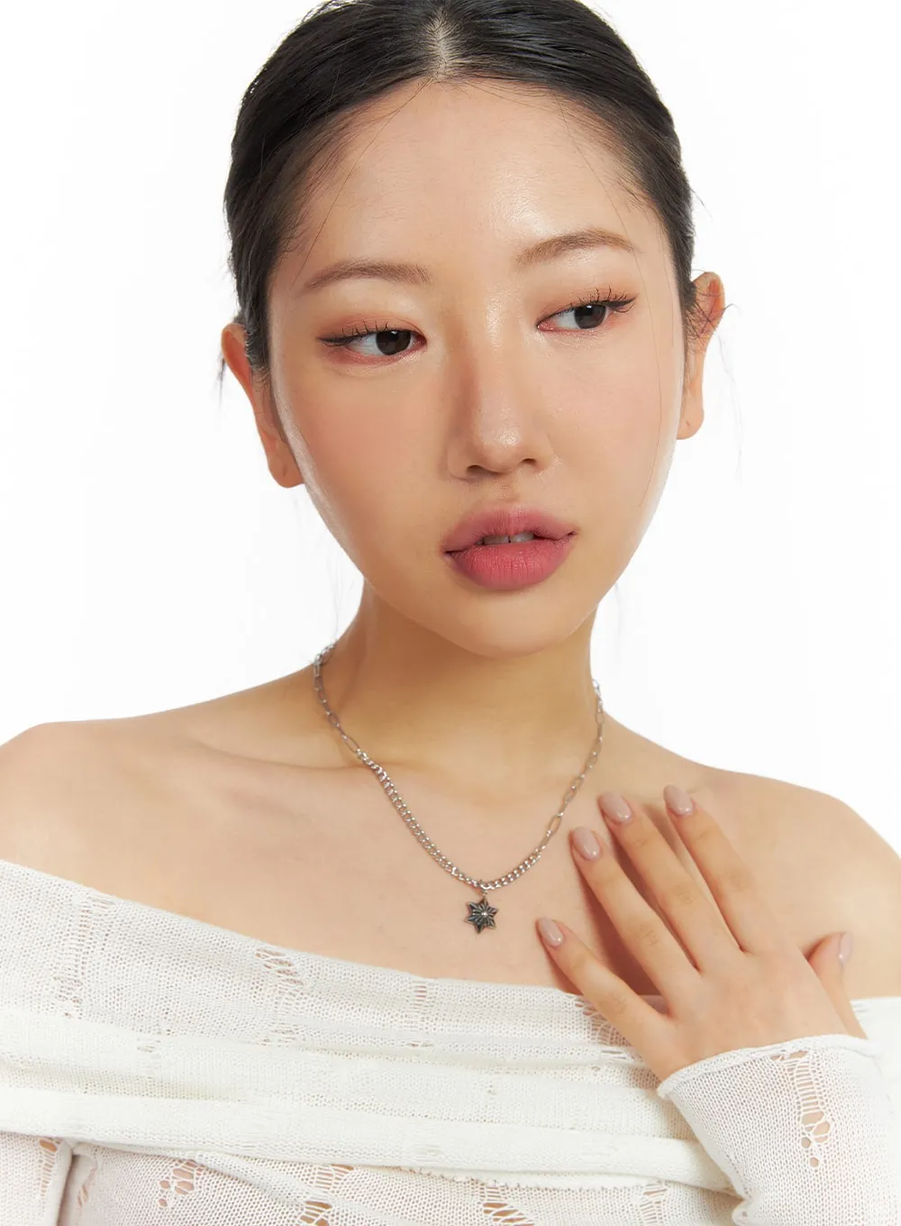 Mini Star Pendant Chain Necklace CF416 sold by Lewkin product image thumbnail 3