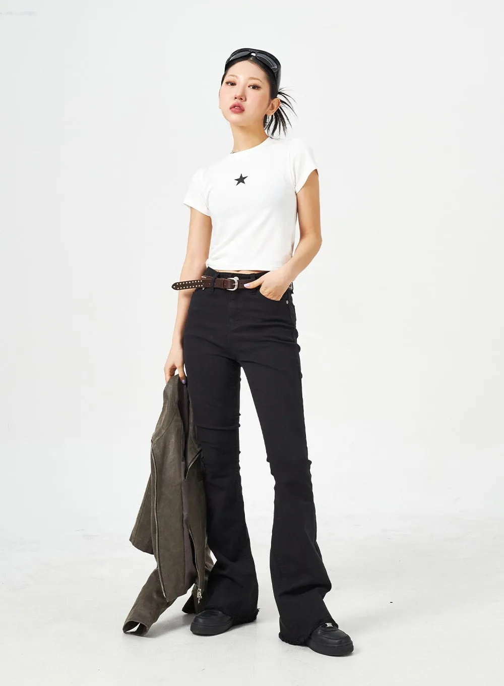 Star Cropped Tee CM321 sold by Lewkin product image thumbnail 4