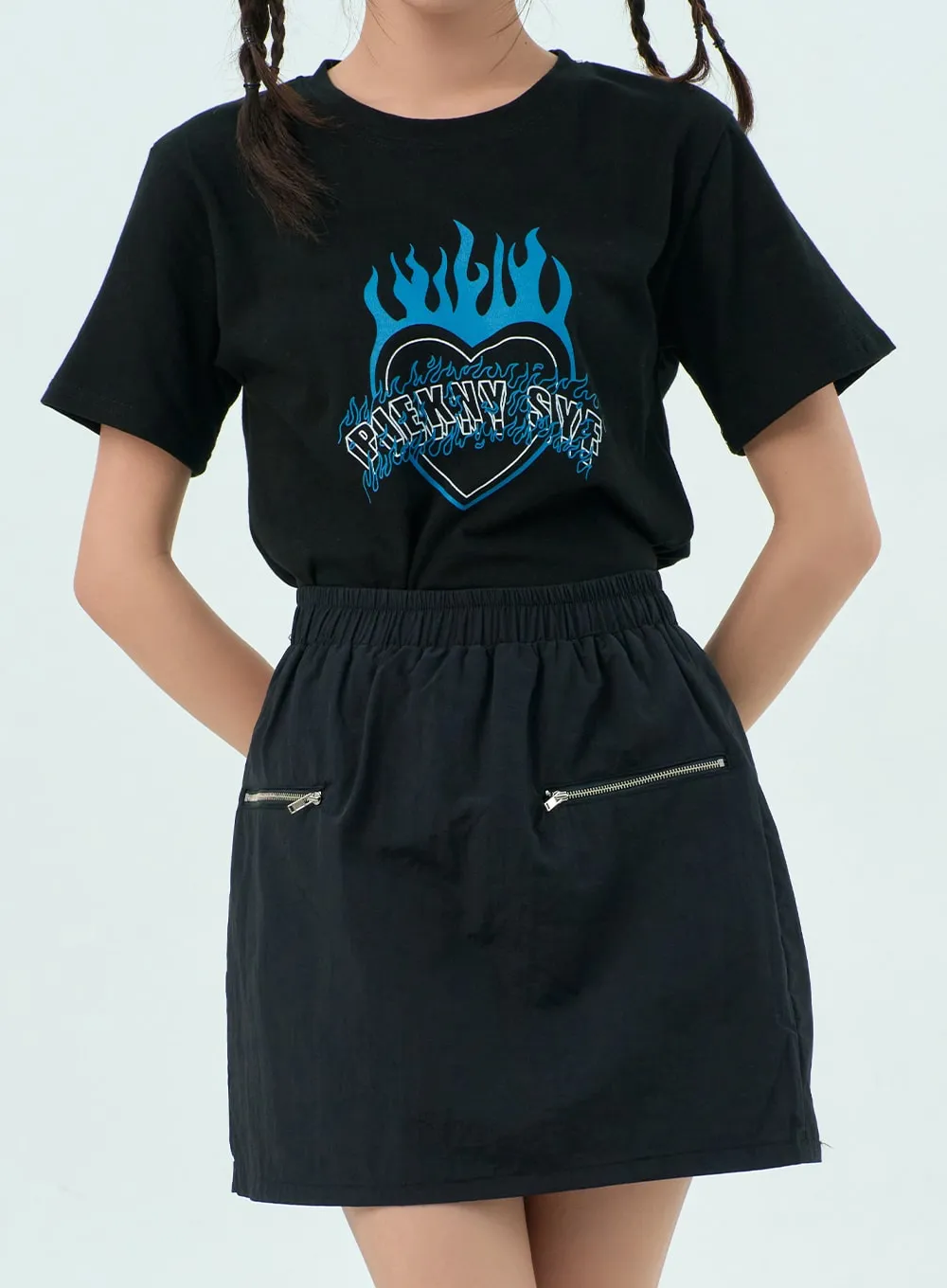 Heart Graphic Tee BY317 sold by Lewkin product image thumbnail 2