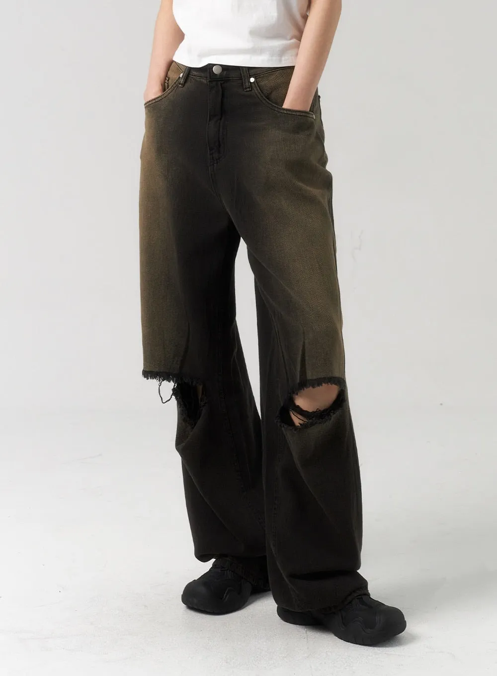 Ripped Knee Jeans CU320 sold by Lewkin product image thumbnail 2