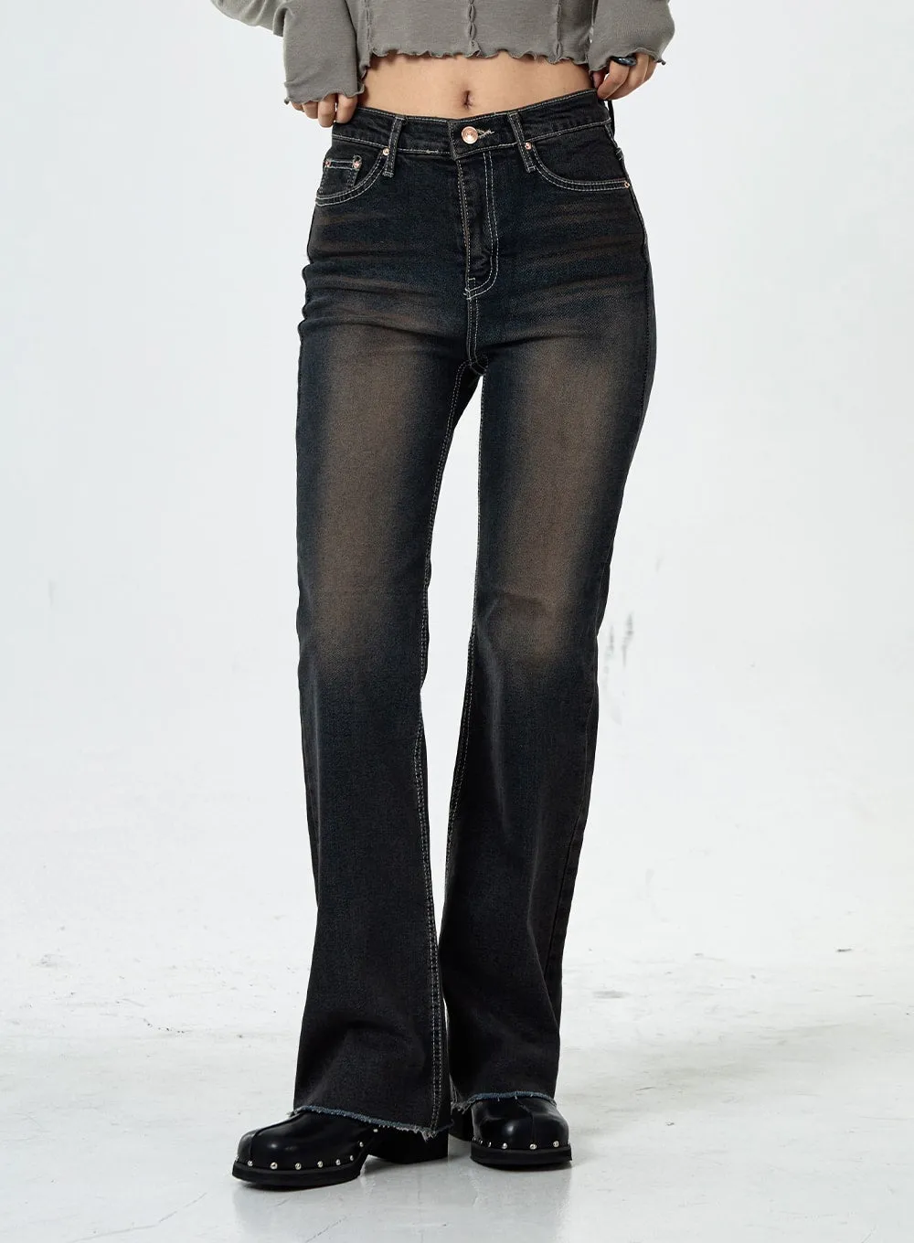Basic Washed Bootcut Jeans CS07 sold by Lewkin product image thumbnail 2