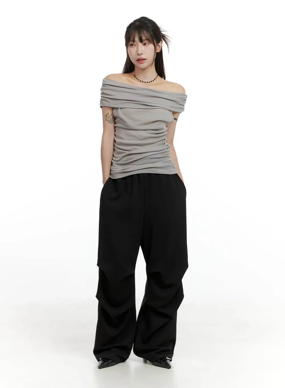 Pintuck Banded Wide Fit Pants CL424 sold by Lewkin product image thumbnail 2
