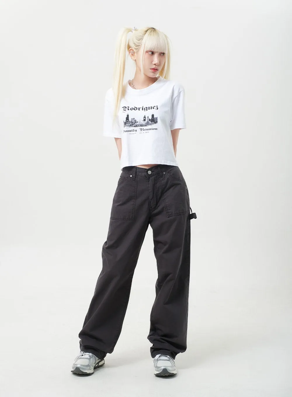 Crewneck Graphic Tee BU302 sold by Lewkin product image thumbnail 4