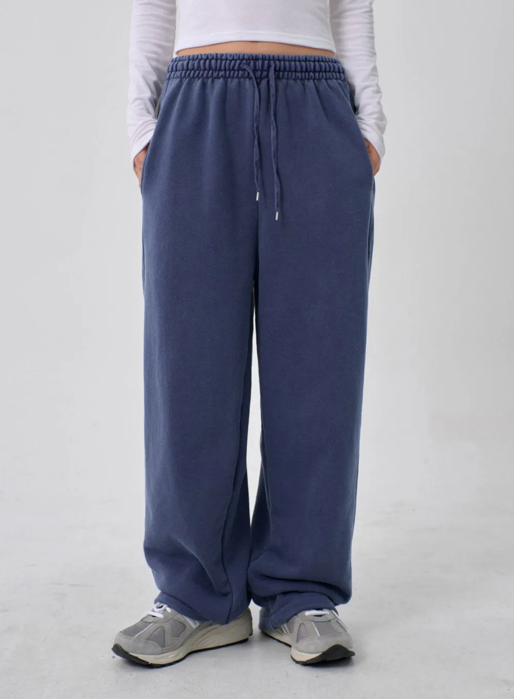 Wide Training Pants Unisex CN09 sold by Lewkin product image thumbnail 2