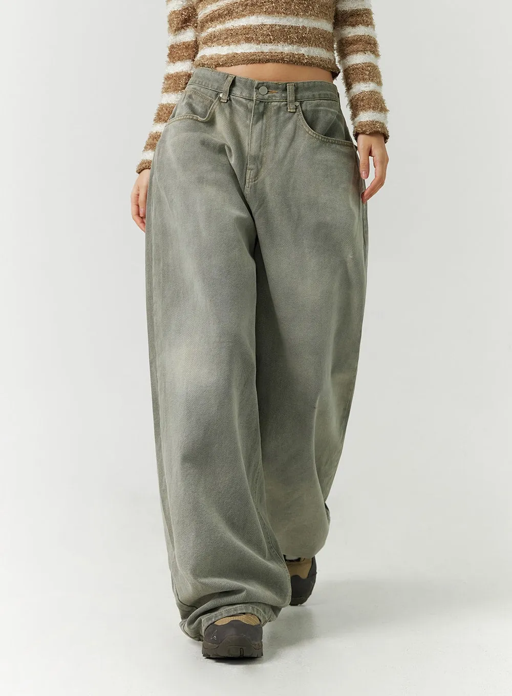 Mid-Rise Wide Leg Jeans CD301 sold by Lewkin product image thumbnail 5