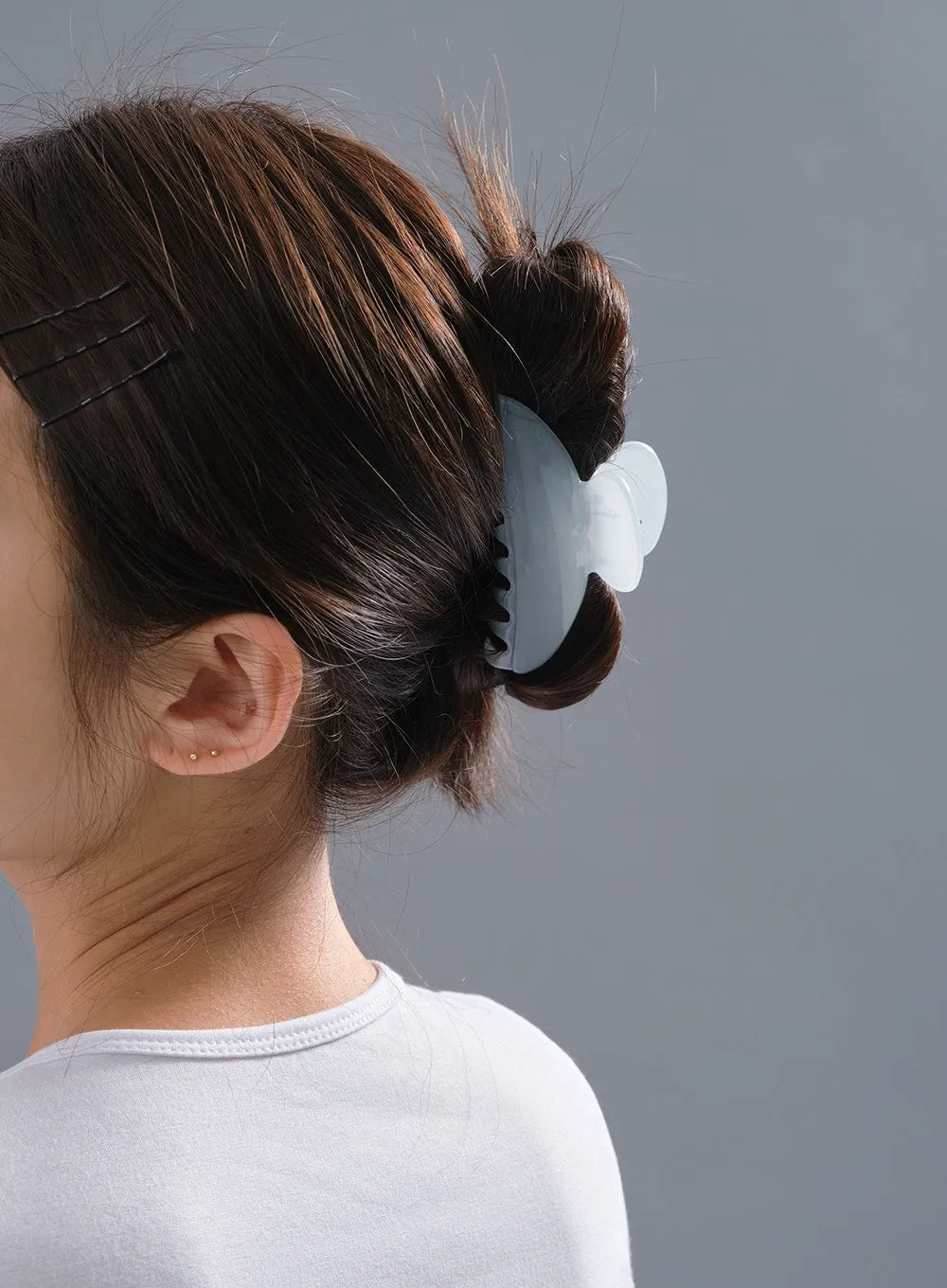 Gummy Bear Hair Claw CM10 sold by Lewkin product image thumbnail 3