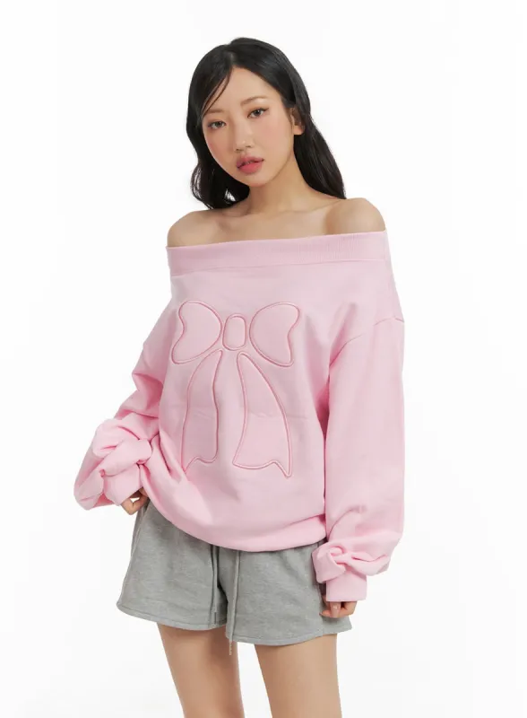 Ribbon Crewneck Sweatshirt CM420 sold by Lewkin