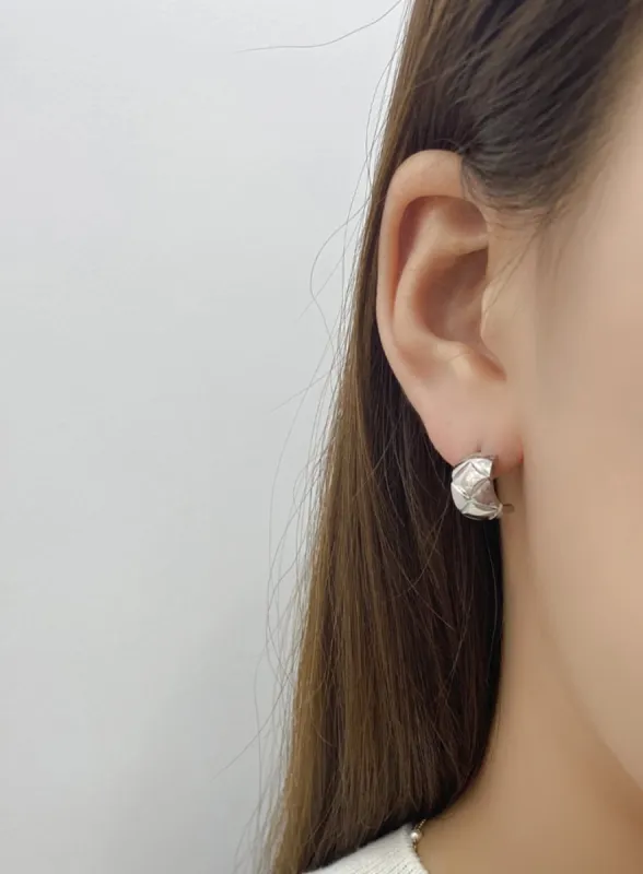 Cesar Earrings IL404 sold by Lewkin