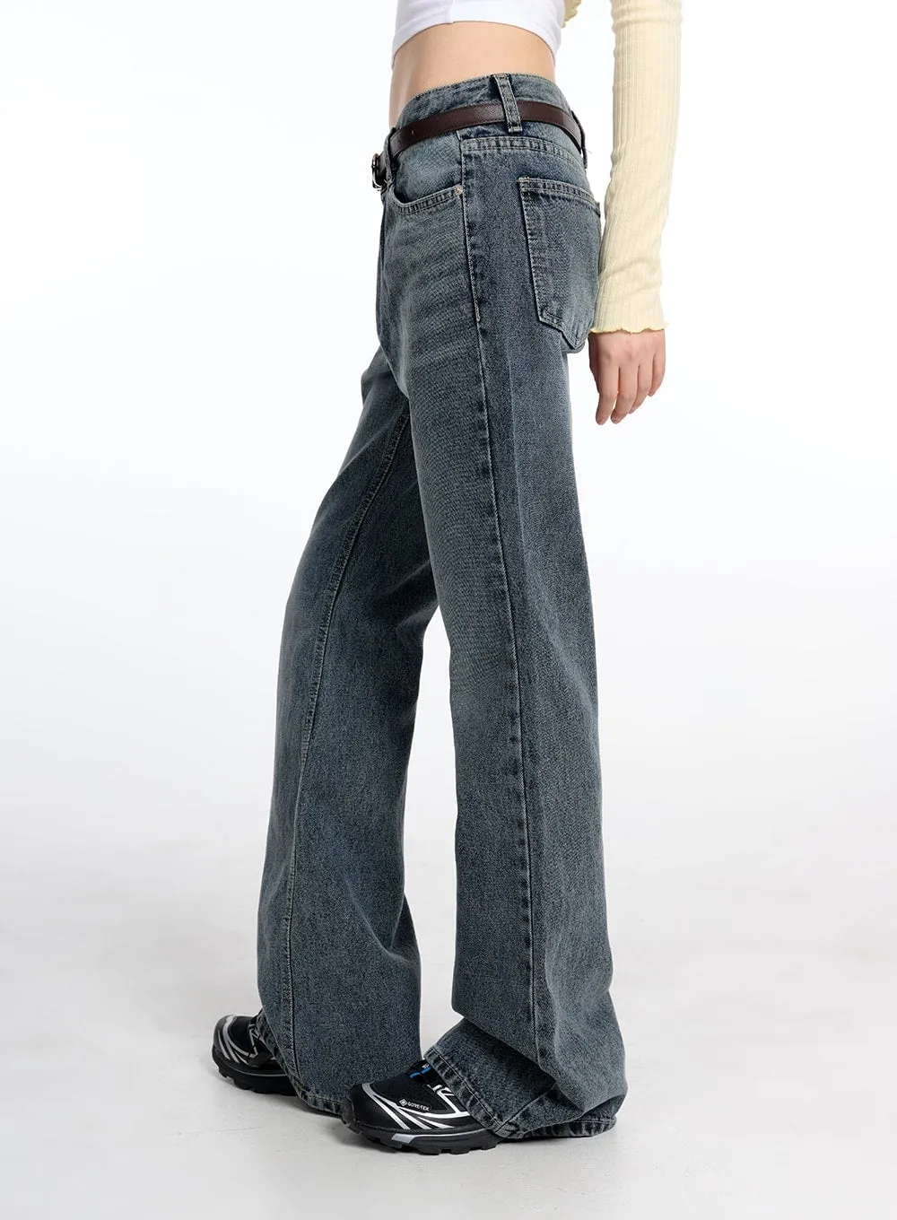 Washed Wide Flared Jeans CM415 sold by Lewkin product image thumbnail 3
