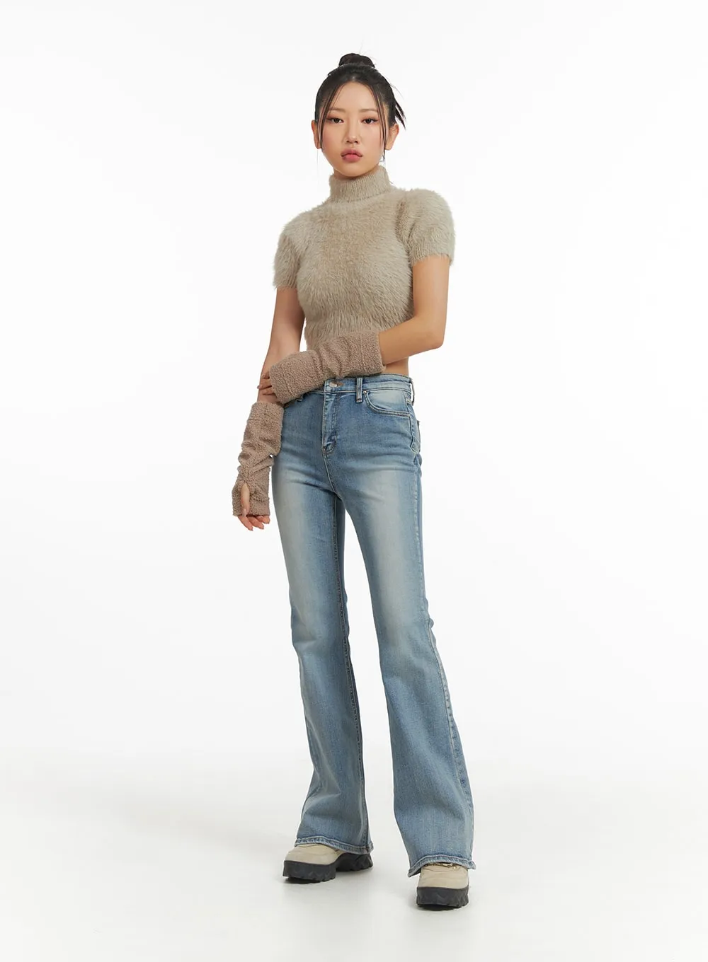 Mid Rise Solid Flared Jeans CJ429 sold by Lewkin product image thumbnail 5