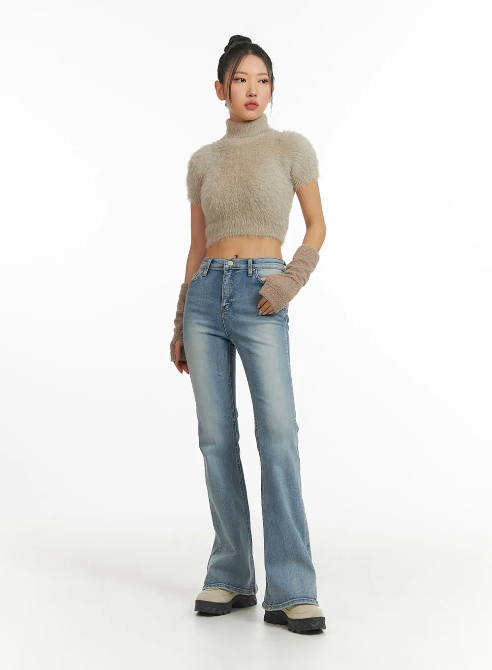 Mid Rise Solid Flared Jeans CJ429 sold by Lewkin product image thumbnail 2