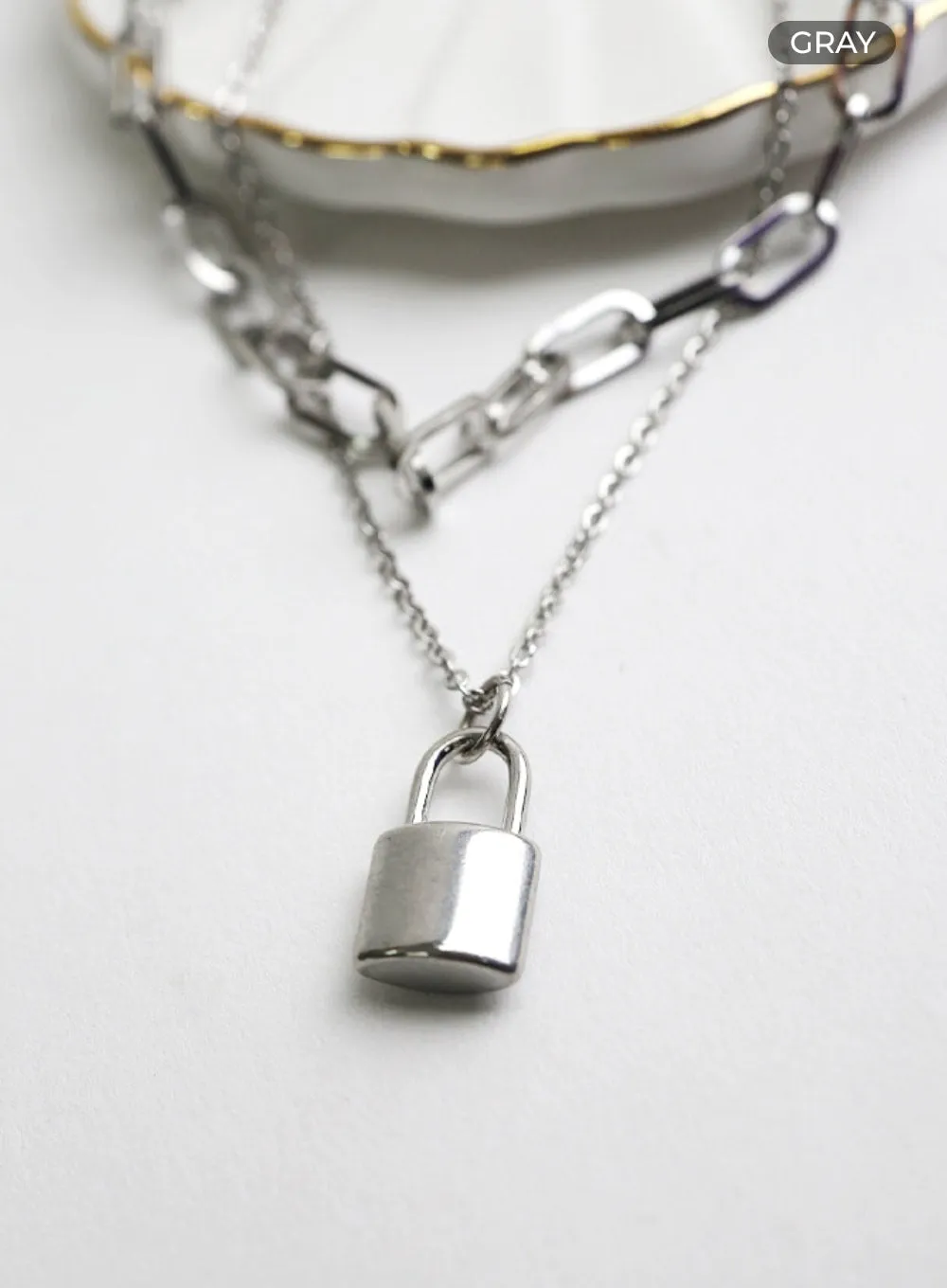 Cesar Necklace IL403 sold by Lewkin product image thumbnail 5