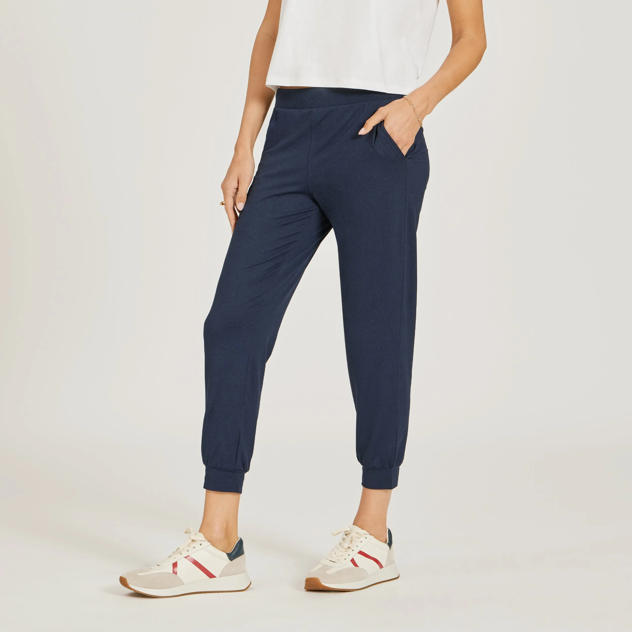 Cropped Performance Jogger sold by Mott & Bow product image thumbnail 4