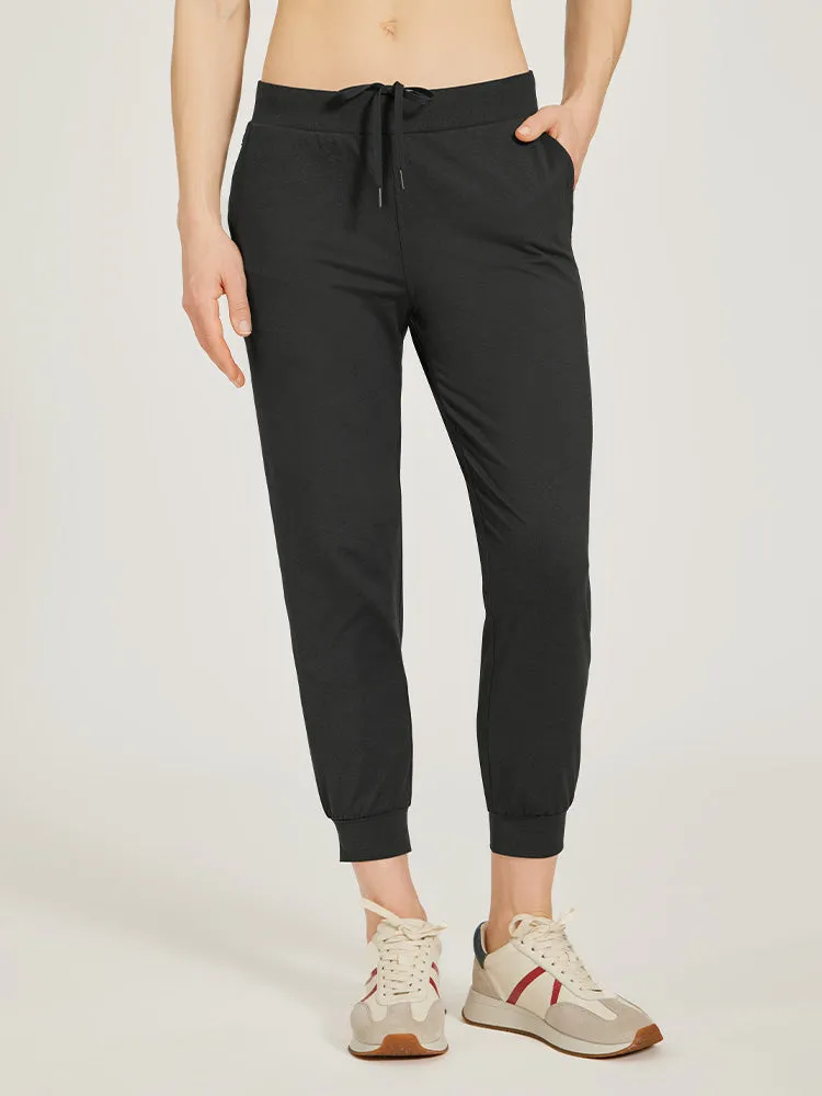 Cropped Performance Jogger sold by Mott & Bow