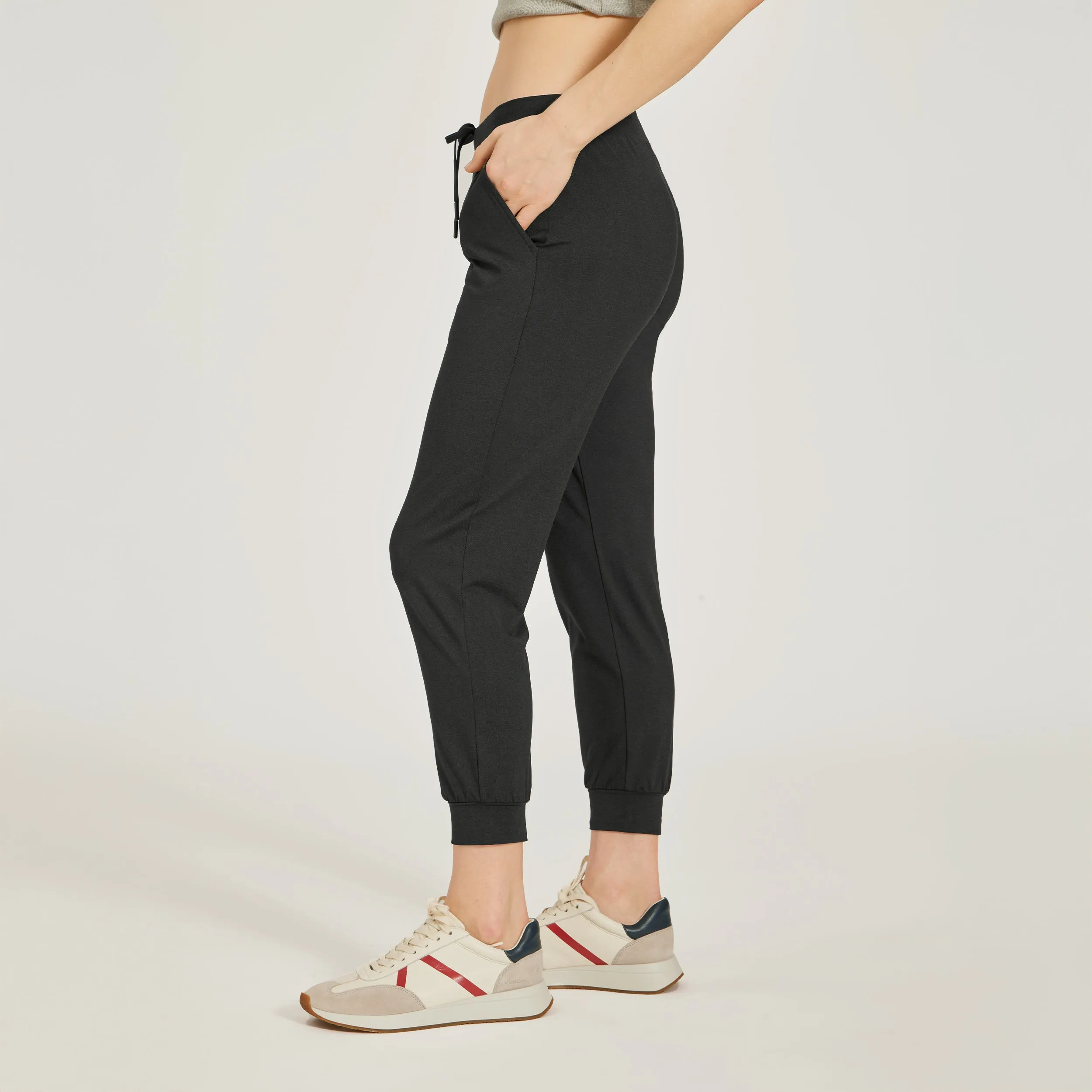 Cropped Performance Jogger sold by Mott & Bow product image thumbnail 5