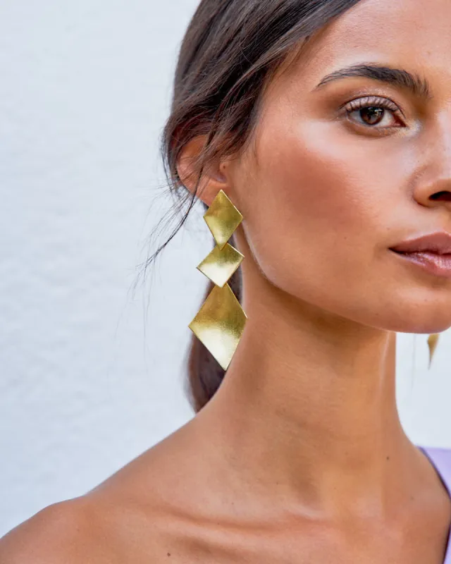 Pendientes Rombos grandes Dorado de Tiahra sold by Lady Pipa