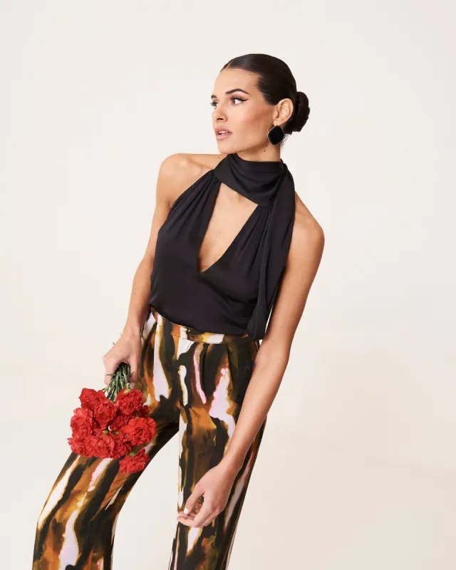 Top Clavel Negro sold by Lady Pipa
