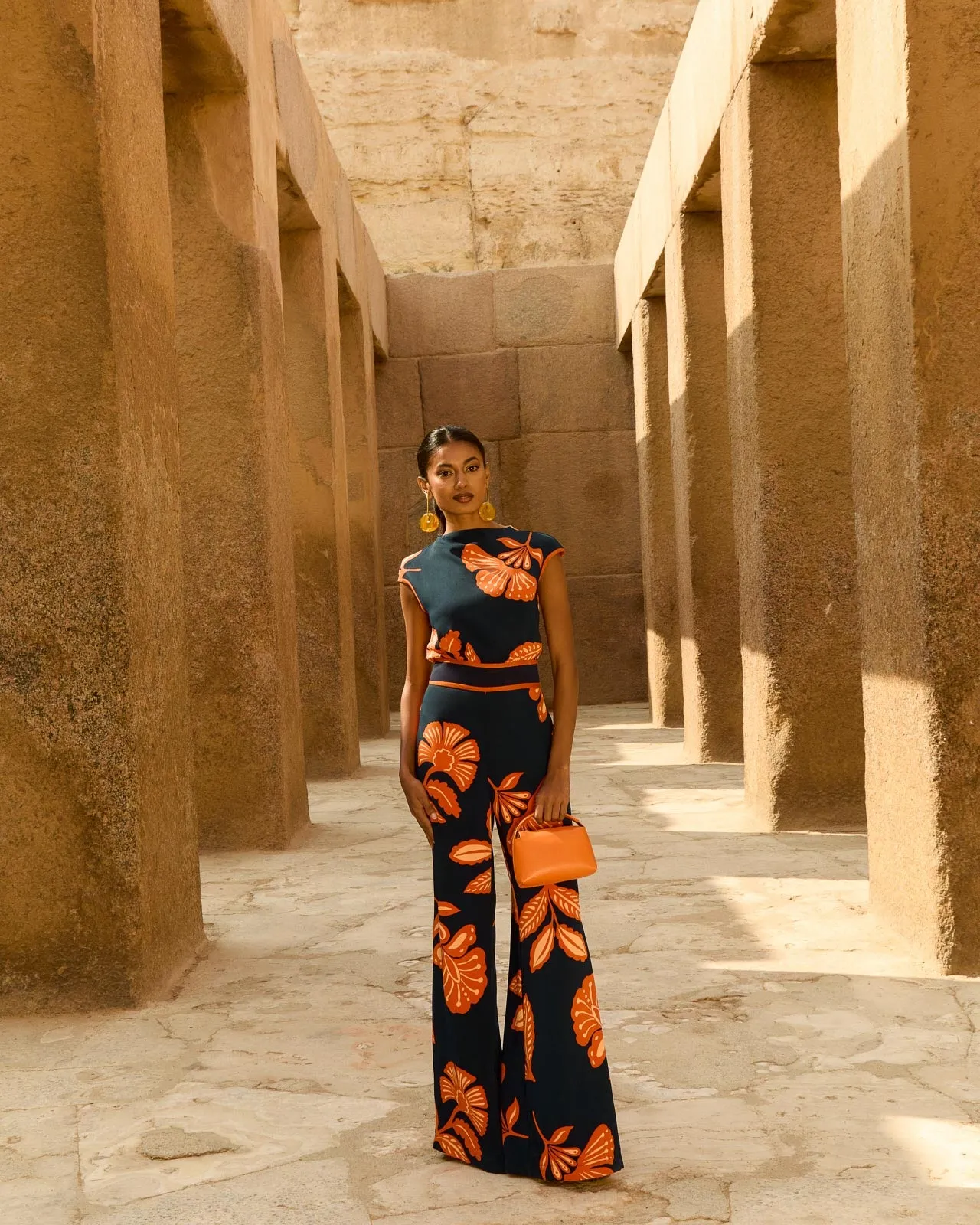 Mono Dune Manila sold by Lady Pipa