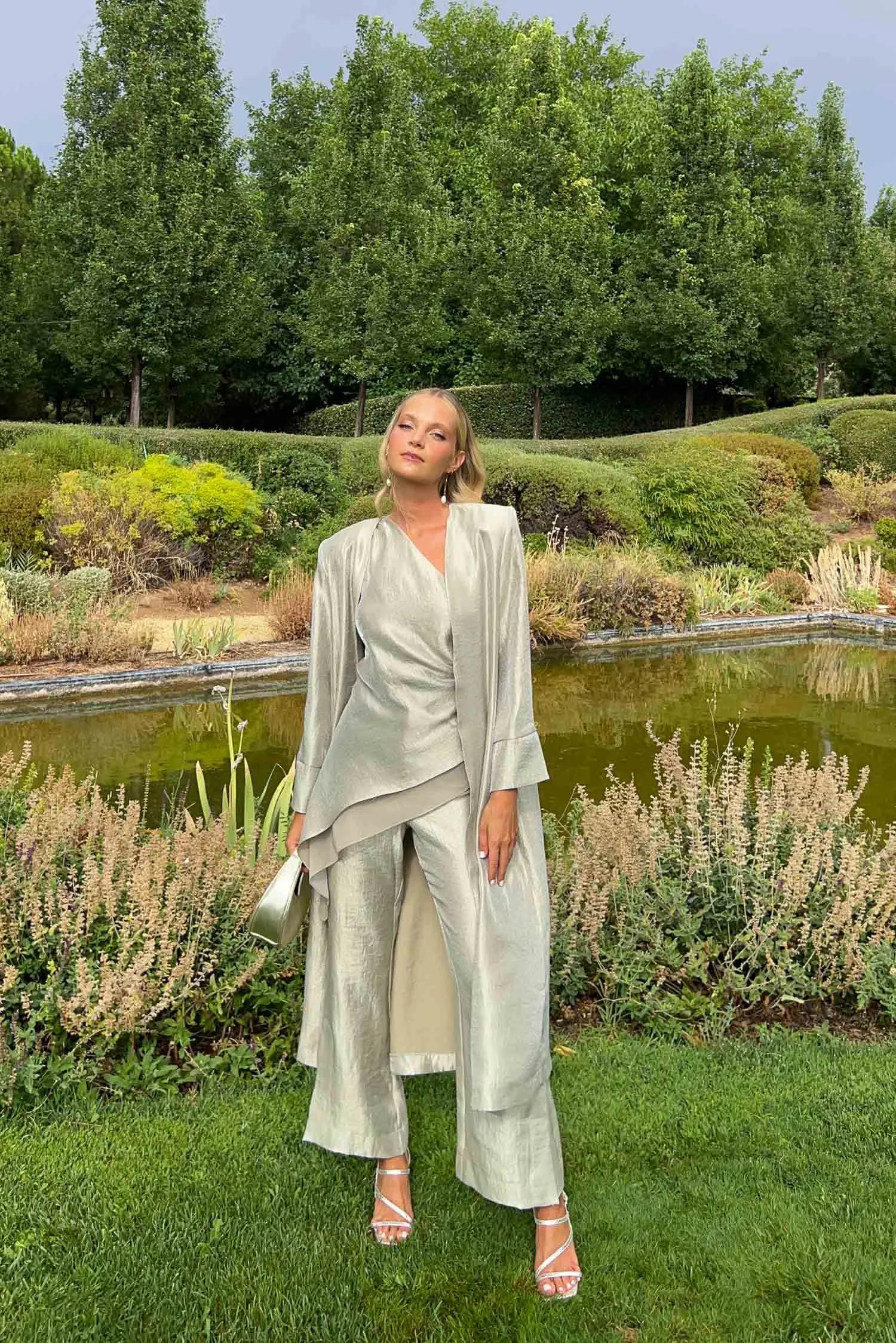 Top Aria Salvia sold by Lady Pipa product image thumbnail 3