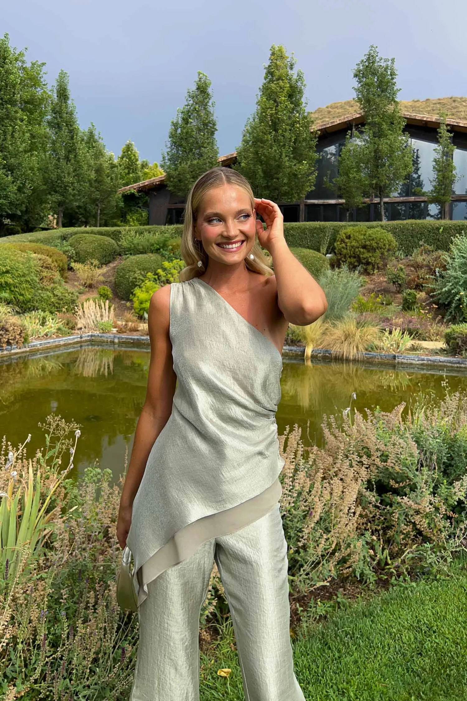 Top Aria Salvia sold by Lady Pipa