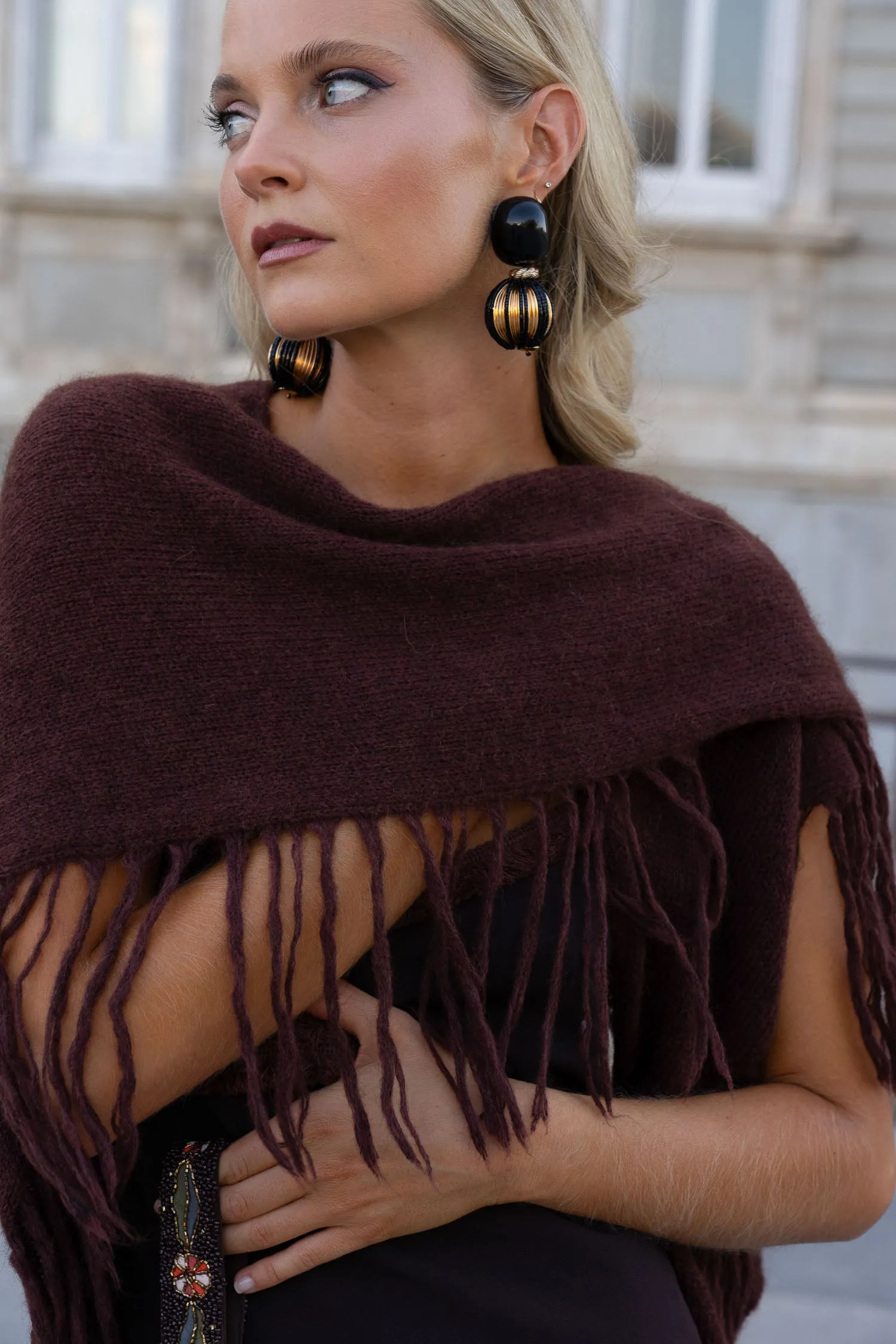 Poncho Mara Marrón sold by Lady Pipa product image thumbnail 2