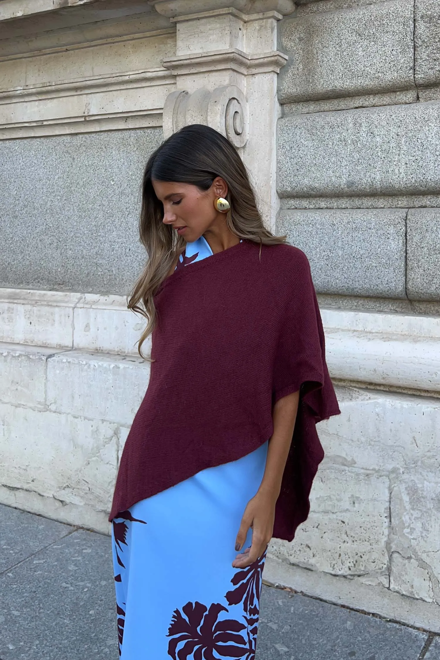 Poncho Inaya Burdeos sold by Lady Pipa product image thumbnail 3