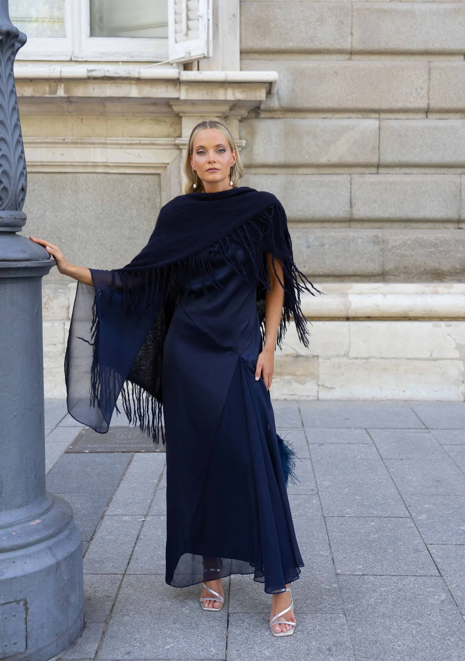 Poncho Mara Marino sold by Lady Pipa product image thumbnail 4