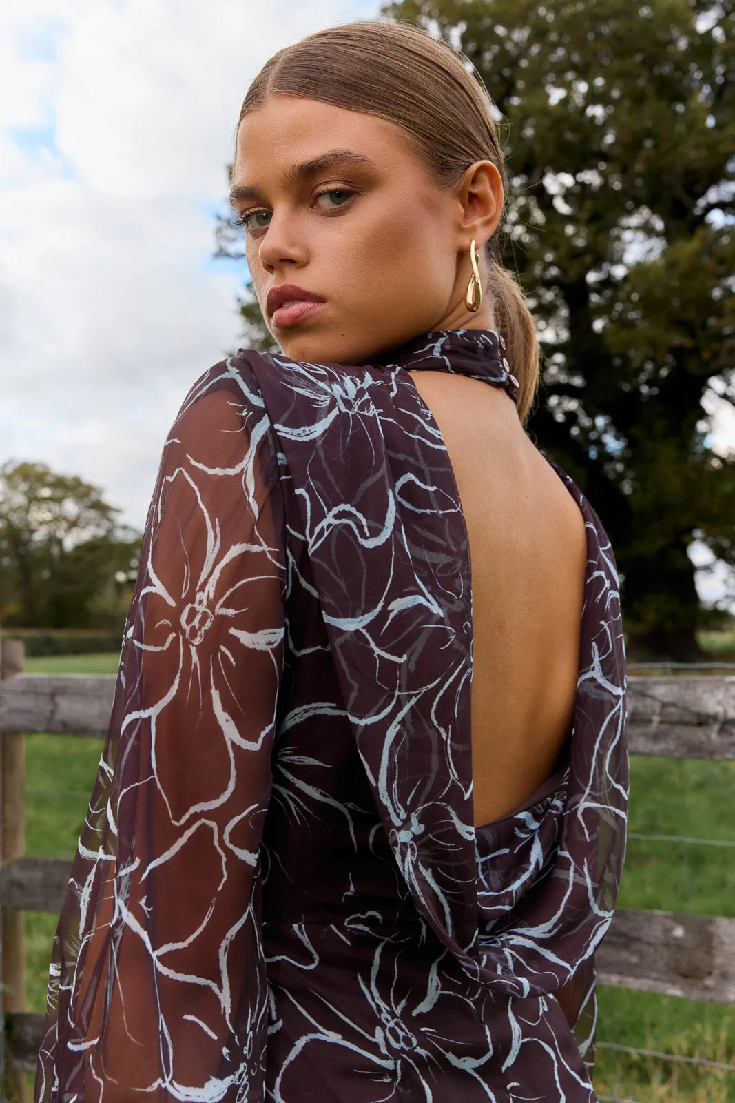 Vestido Solene Floreza Marrón sold by Lady Pipa product image thumbnail 3