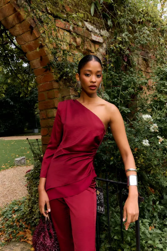 Top Seren Burdeos sold by Lady Pipa