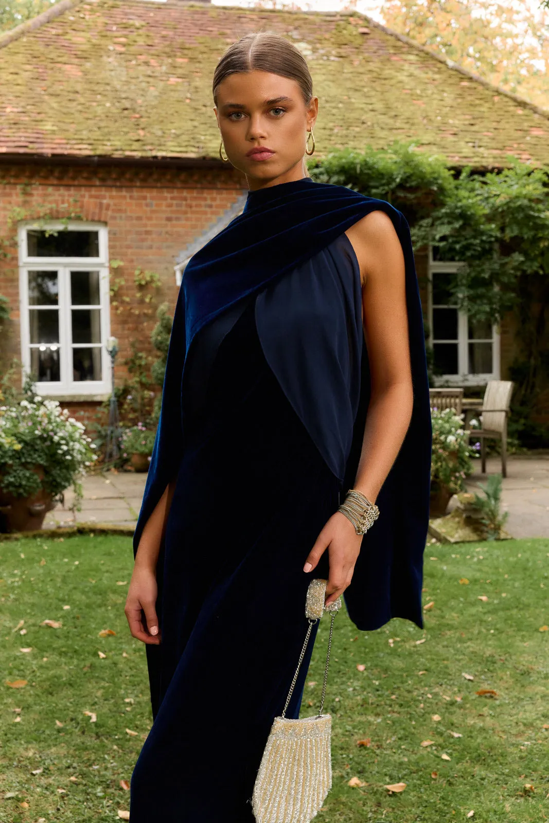 Chal Lia Marino sold by Lady Pipa