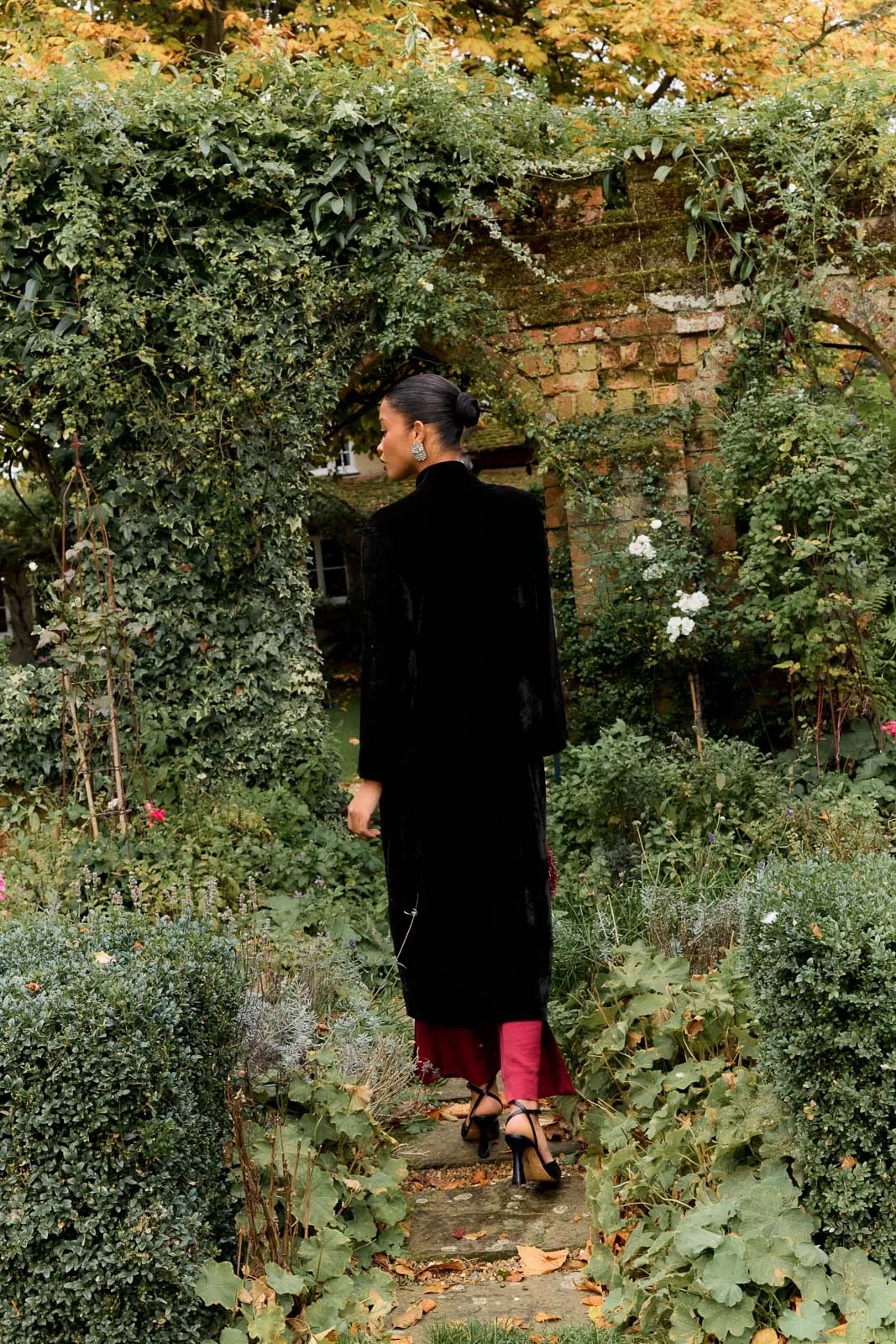 Abrigo Elara Negro sold by Lady Pipa product image thumbnail 3