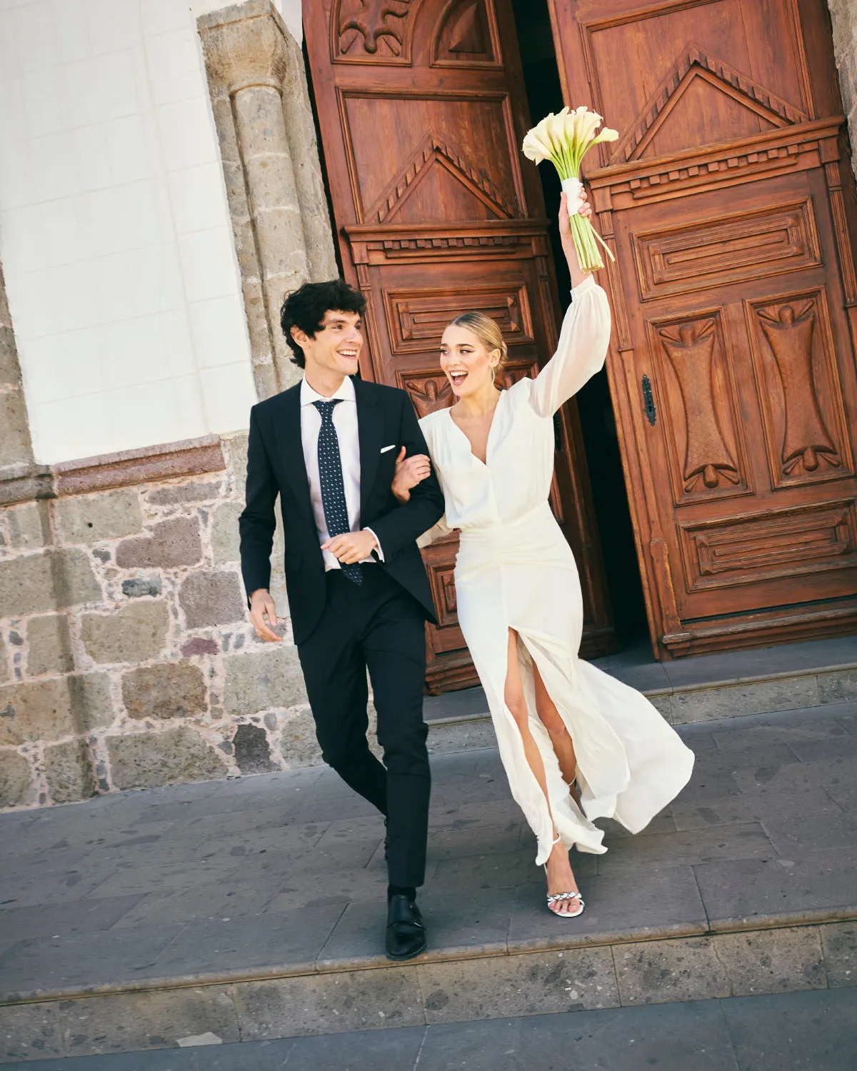 Vestido Idina Marfil sold by Lady Pipa product image thumbnail 5