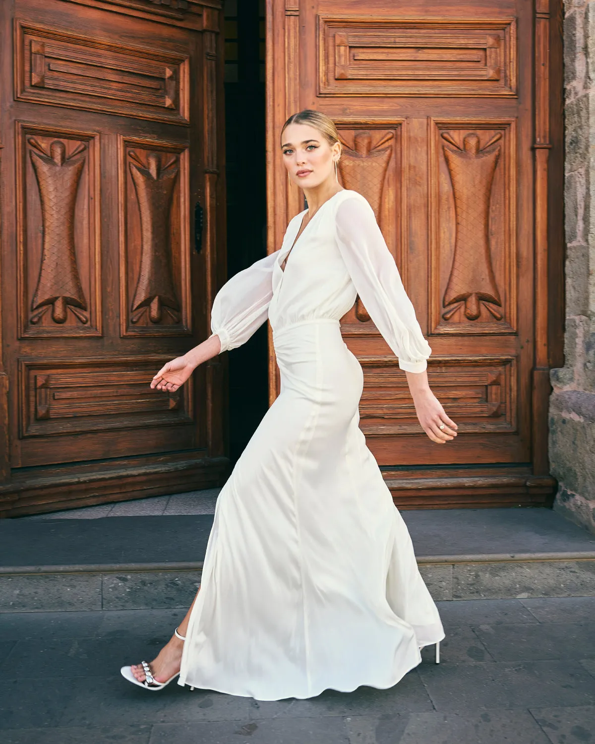 Vestido Idina Marfil sold by Lady Pipa product image thumbnail 2