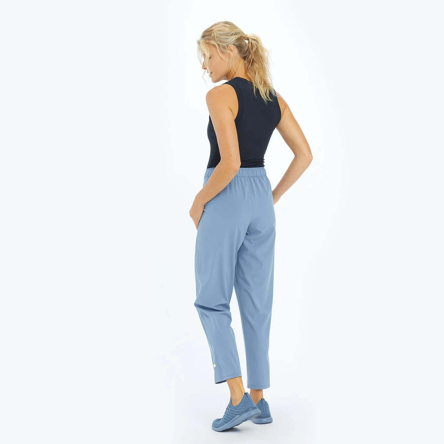 The On-The-Go Pant - Slate sold by Summersalt product image thumbnail 4