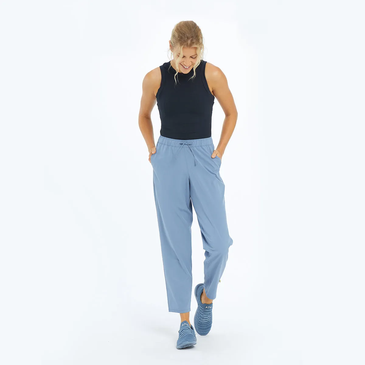 The On-The-Go Pant - Slate sold by Summersalt product image thumbnail 3