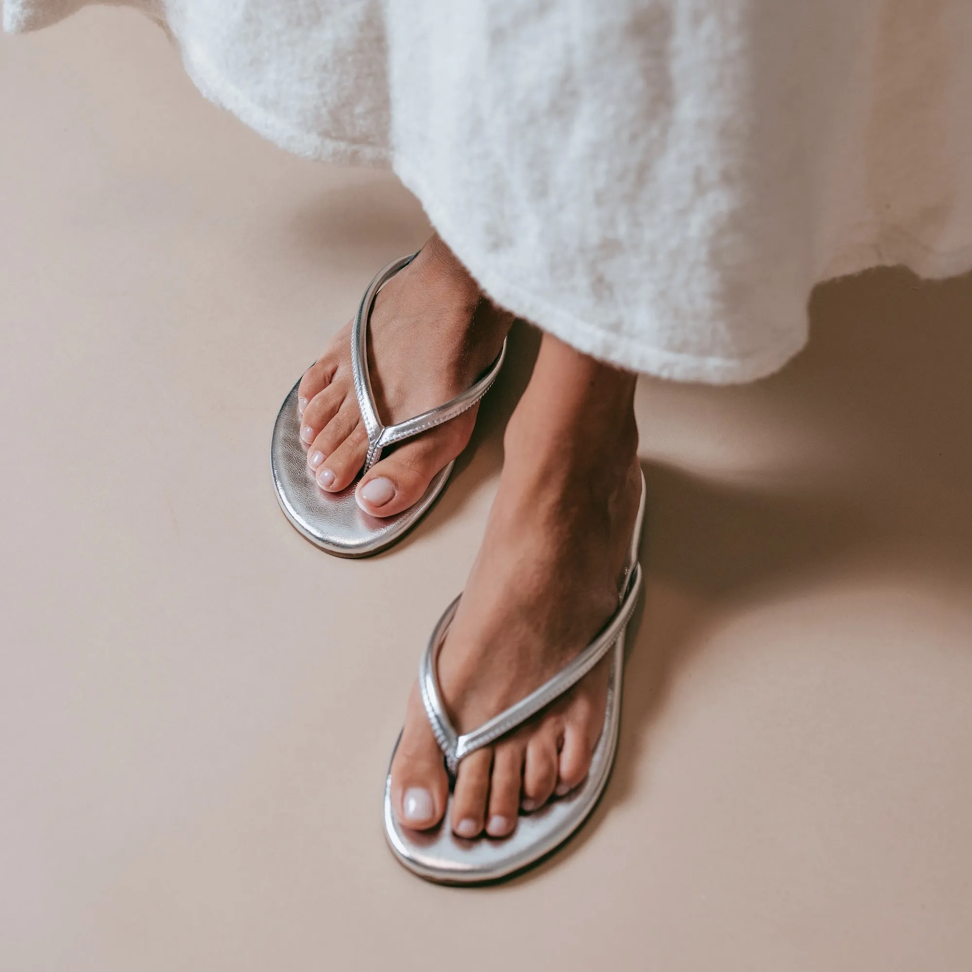 VIVIE - Metallic Silver sold by Summersalt product image thumbnail 2