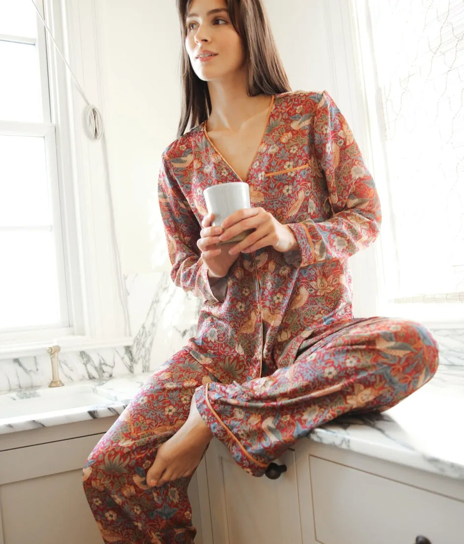 The Silky Luxe Pajama Set - Strawberry Thief in Crimson & Slate sold by Summersalt product image thumbnail 3