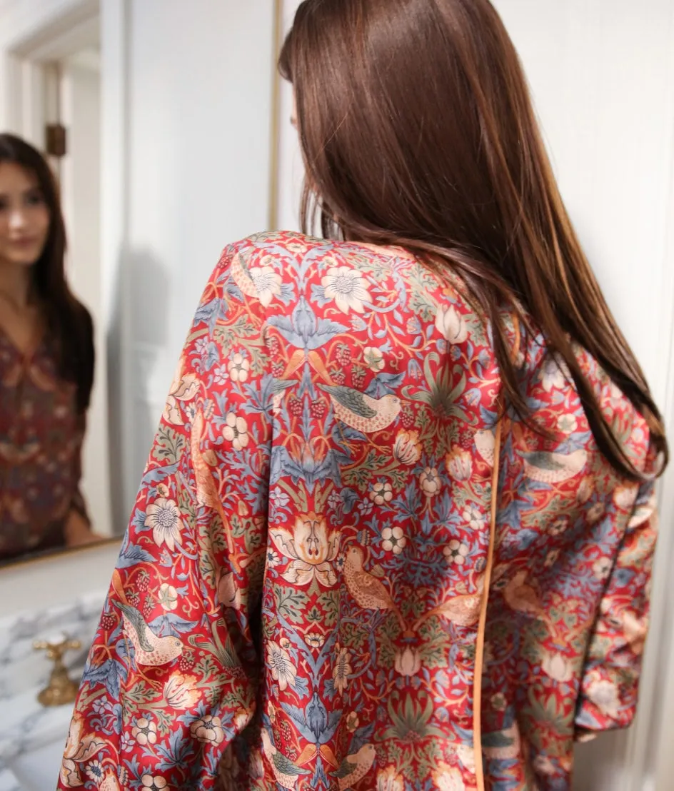 The Silky Luxe Pajama Set - Strawberry Thief in Crimson & Slate sold by Summersalt product image thumbnail 4