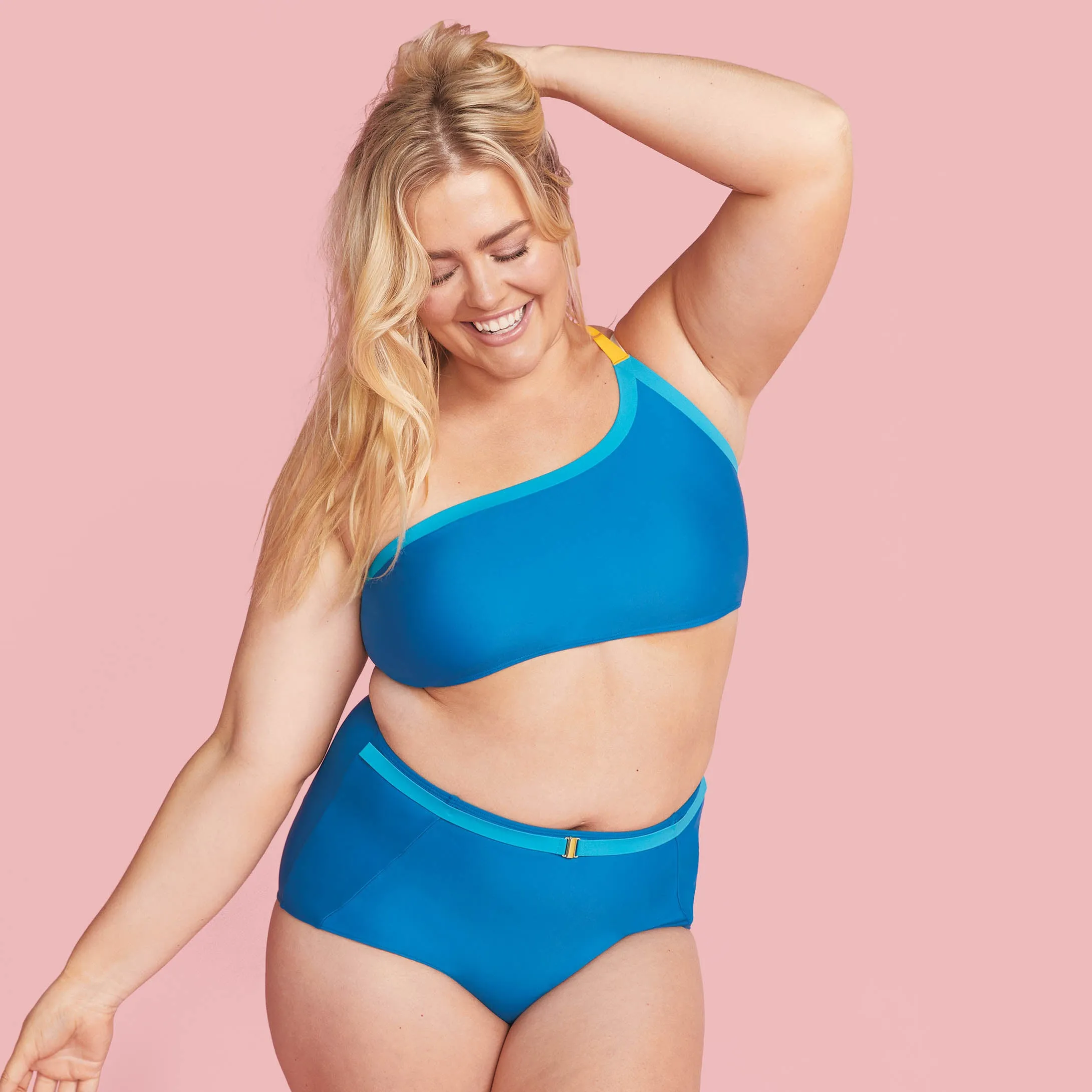 The Fused Sidestroke Bikini Top - Pacific & Blue Lagoon sold by Summersalt product image thumbnail 3