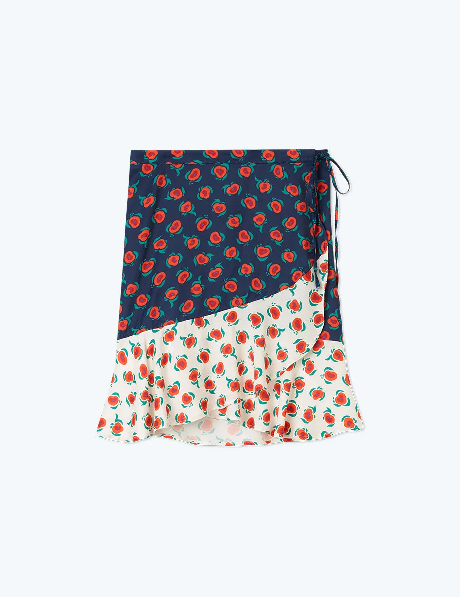The Short Beach to Brunch Wrap Skirt - Poppies in Deep Sea sold by Summersalt product image thumbnail 2