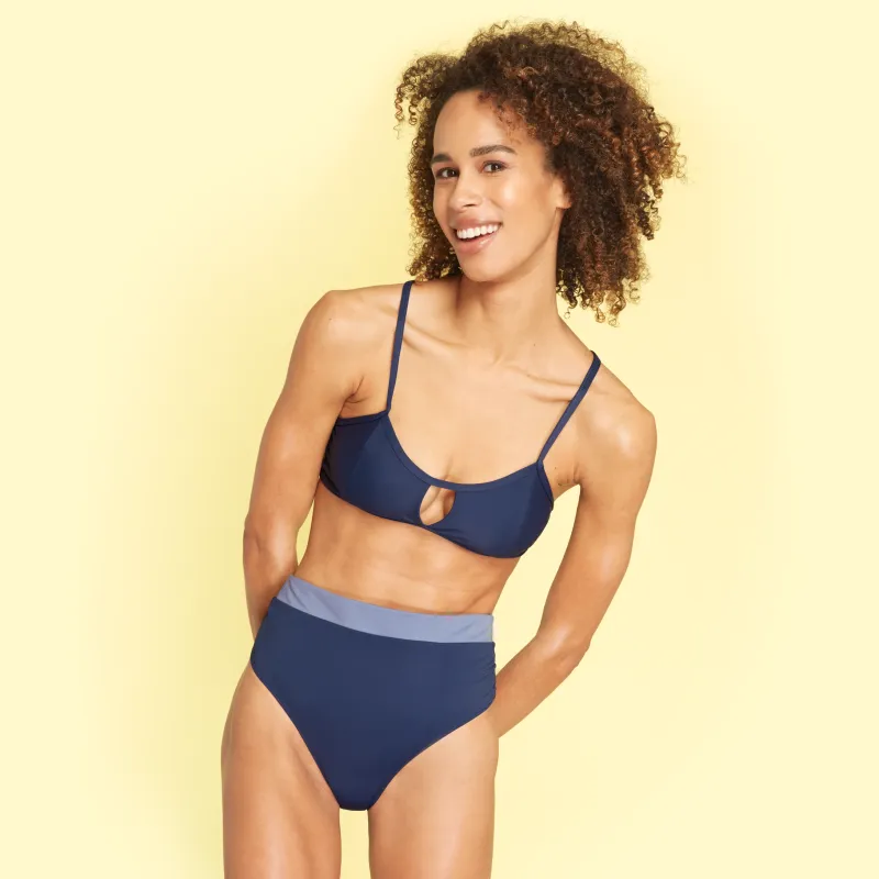 The High Leg High Rise Bottom - Deep Sea & Stingray sold by Summersalt