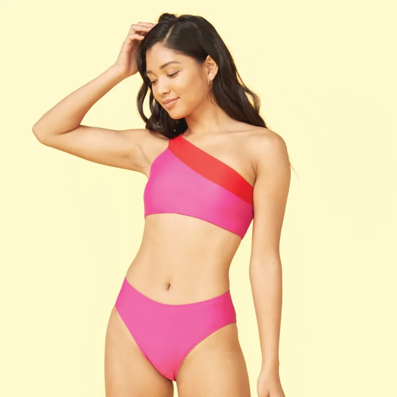 The Hibiscus Sidestroke Bikini Bundle sold by Summersalt