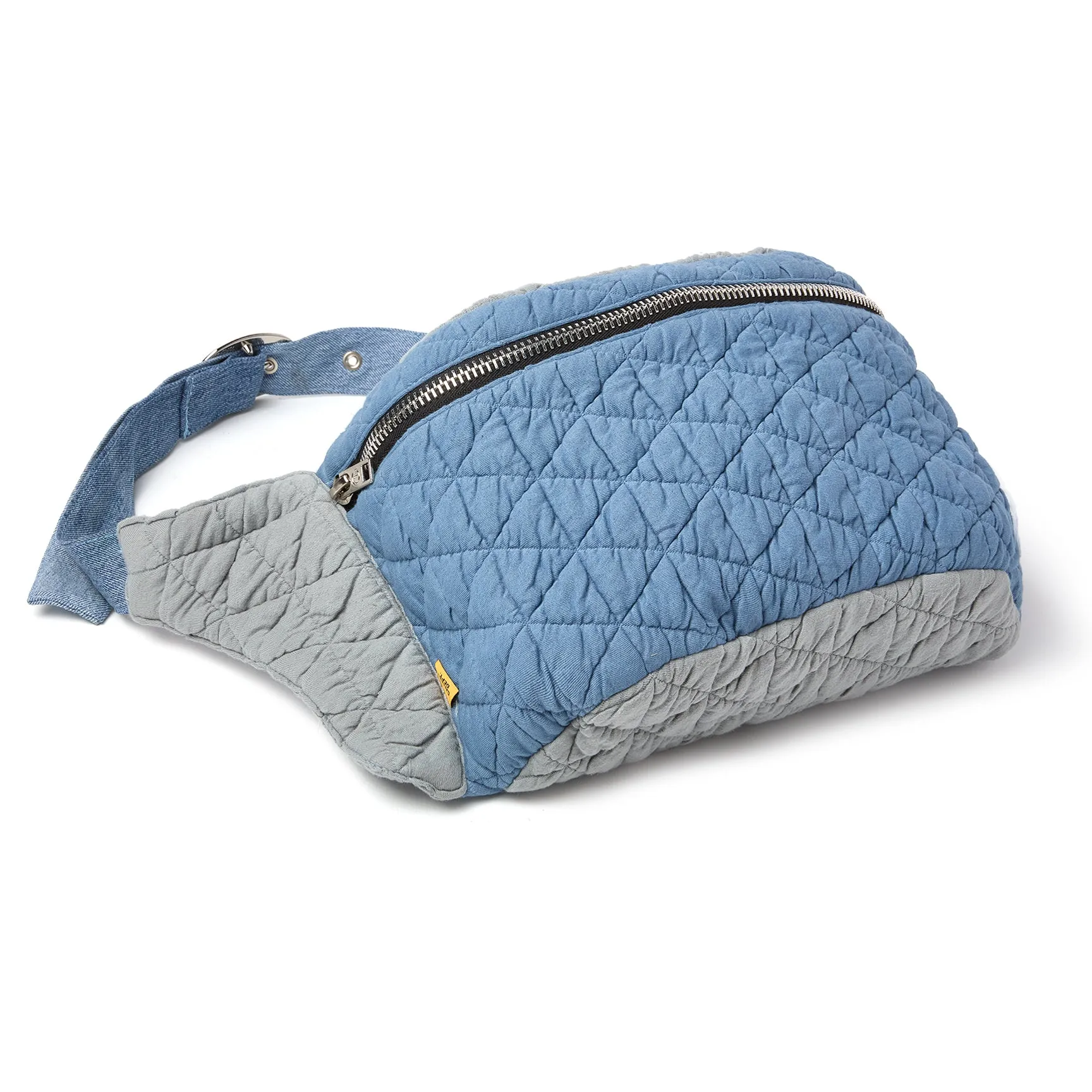 RETOUCHE TRAVEL SACK sold by Gallery Dept.