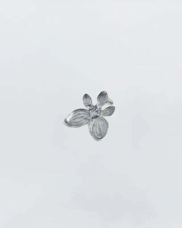 FLOWER SINGLE EARRING made by KUSIKOHC