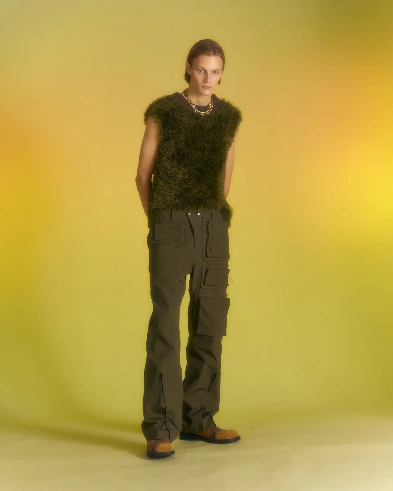 RAW EDGE MULTI-POCKET PANTS apa681m(KHAKI) sold by Andersson Bell
