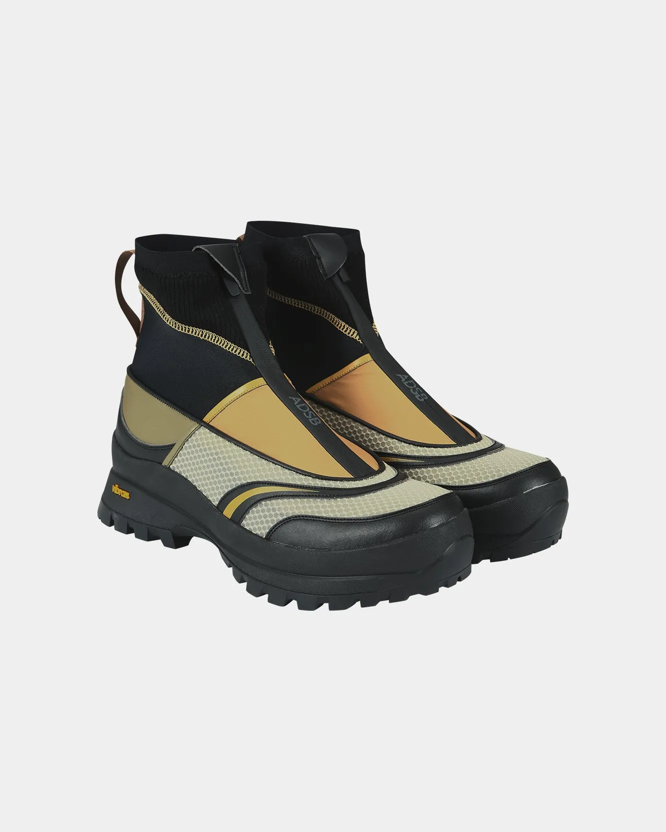 UNISEX MATTIO ZIP-UP TRAINER aaa387u(KHAKI) sold by Andersson Bell