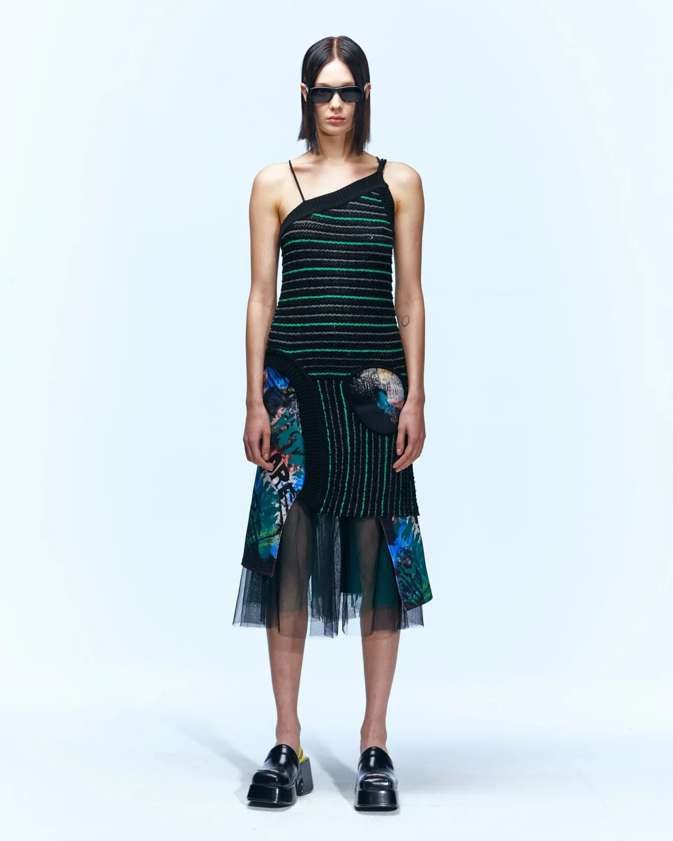 LEAH CUT-OUT LONG TOP atb941w(BLACK) sold by Andersson Bell