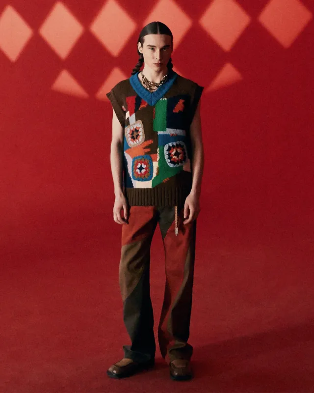 CROCHET INTARSIA V-NECK VEST atb789m(BROWN) sold by Andersson Bell