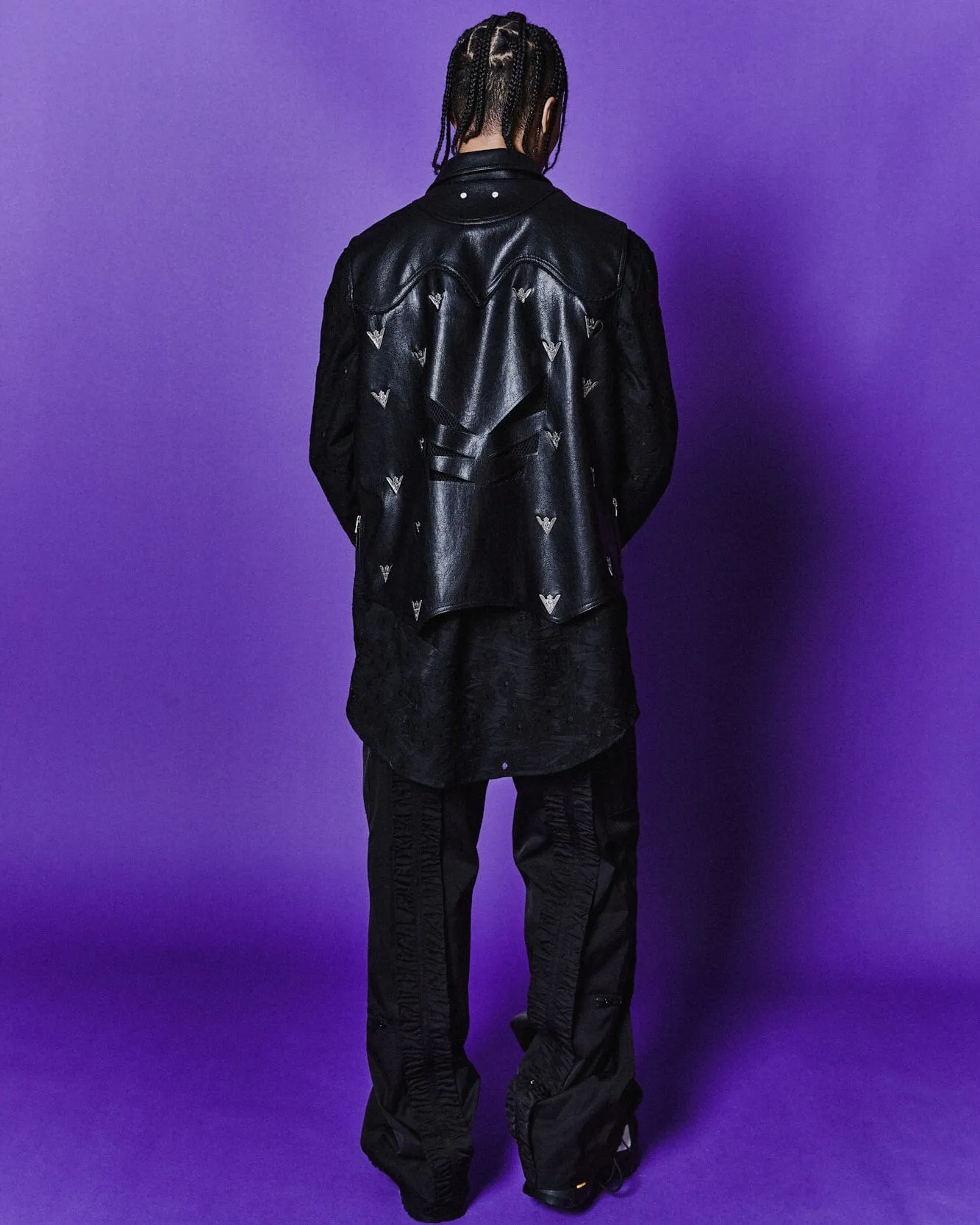 UNISEX METALIC FAUX-LEATHER VEST awa596u(BLACK) sold by Andersson Bell product image thumbnail 5